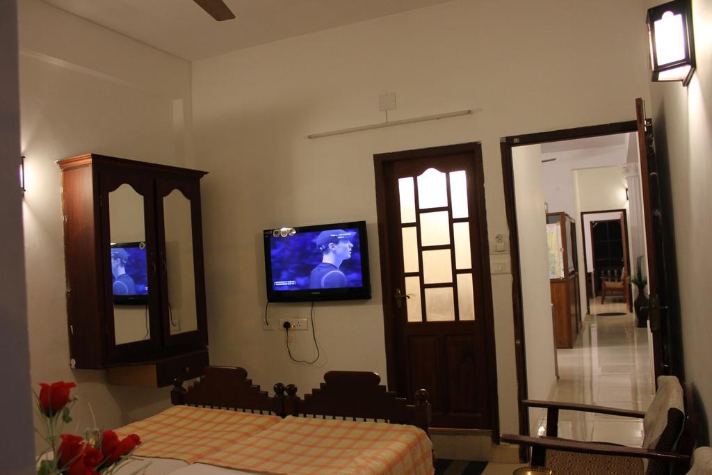Globe Trotters Inn Kochi Esterno foto